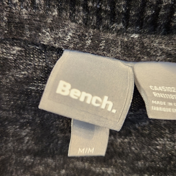 Bench Cardigan *preworn* - Picture 2 of 3